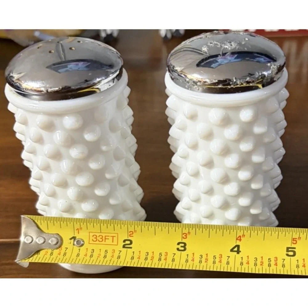 Vintage Fenton White Milk Glass Hobnail Salt Pepper Shakers Foil Label 4